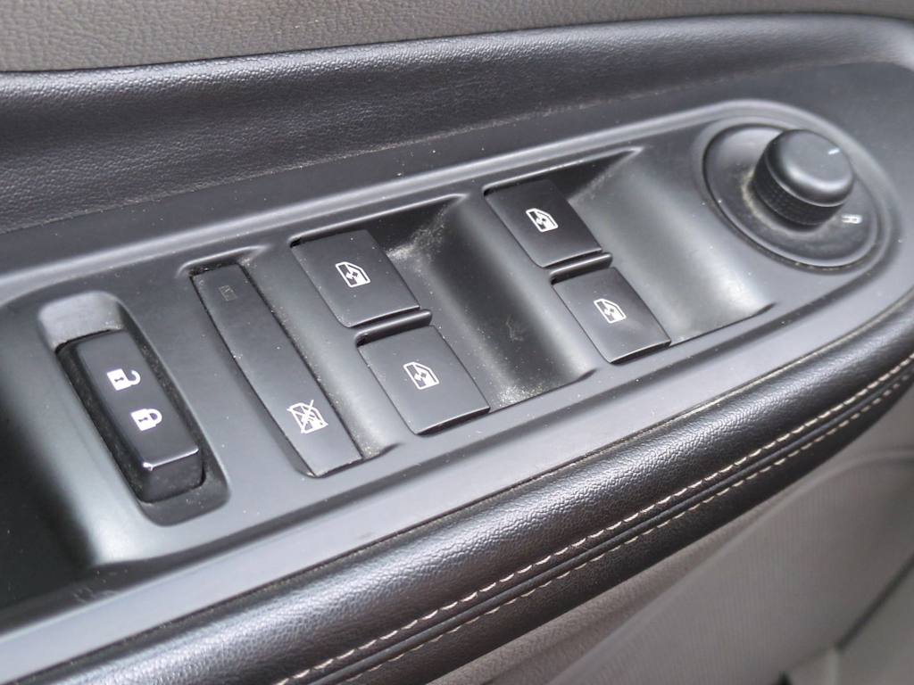 Thumbnail: 2015 Buick Encore - 36