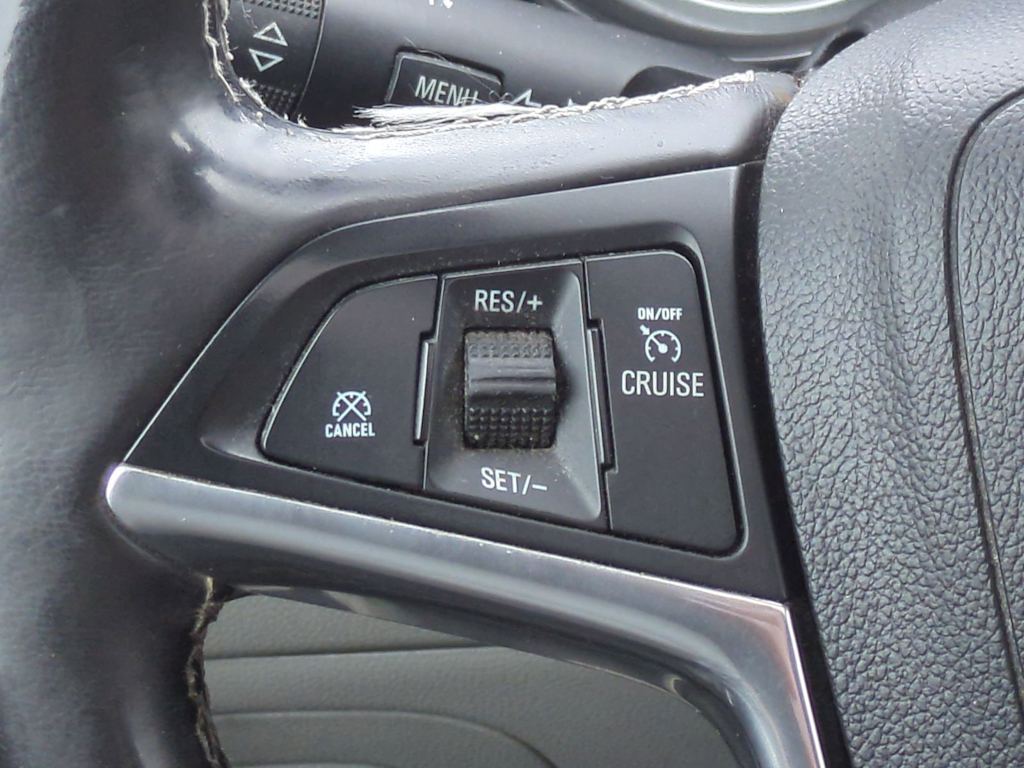 Thumbnail: 2015 Buick Encore - 31