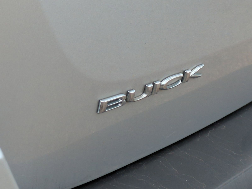 Thumbnail: 2015 Buick Encore - 25