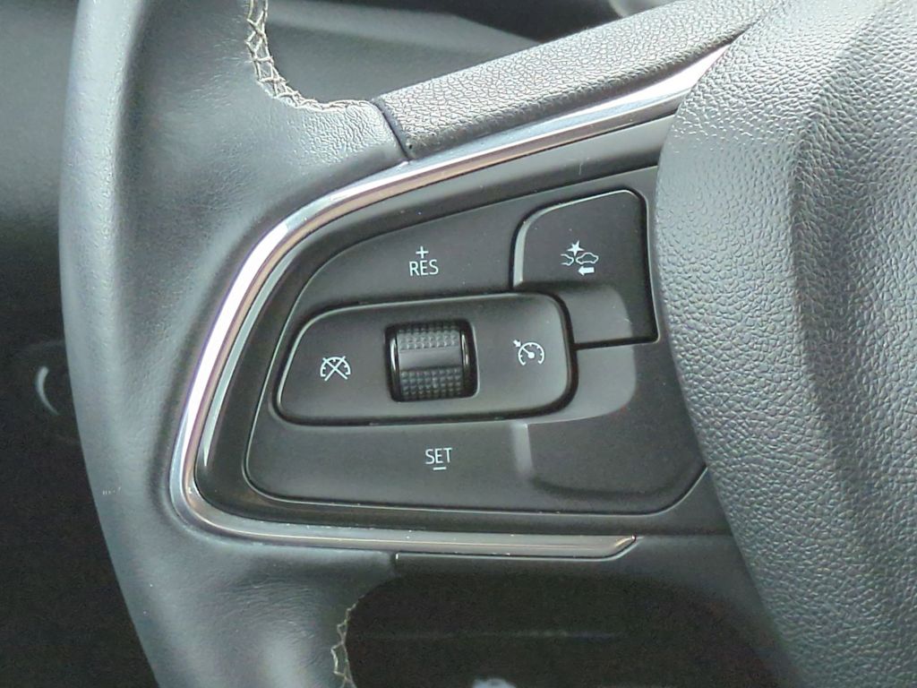 Thumbnail: 2022 Buick Encore GX - 29