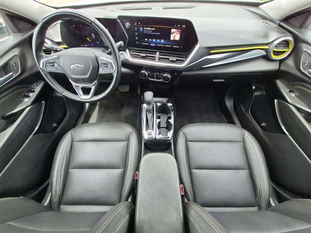 Thumbnail: 2024 Chevrolet Trax - 9