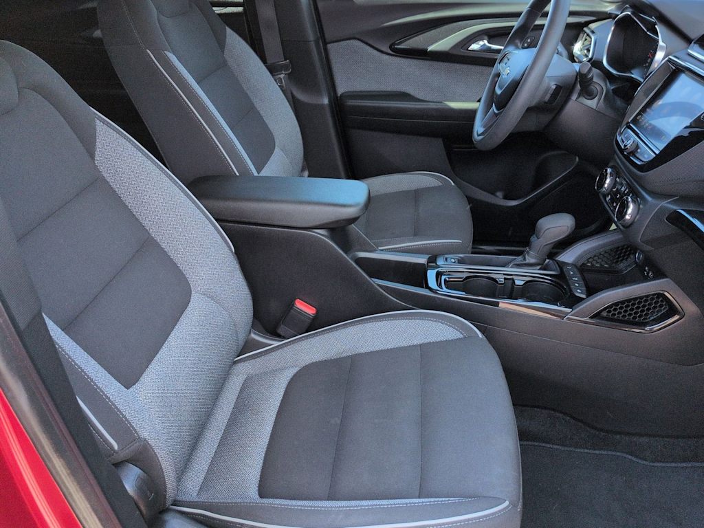 Thumbnail: 2021 Chevrolet TrailBlazer - 9