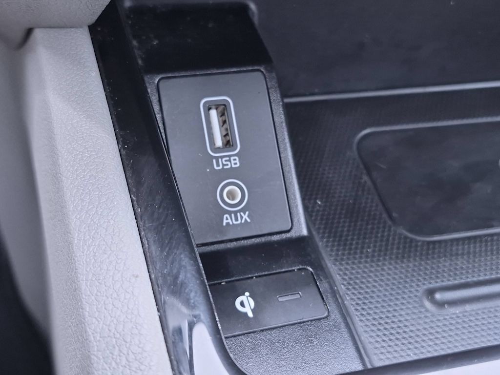 Thumbnail: 2021 Kia Sedona - 35