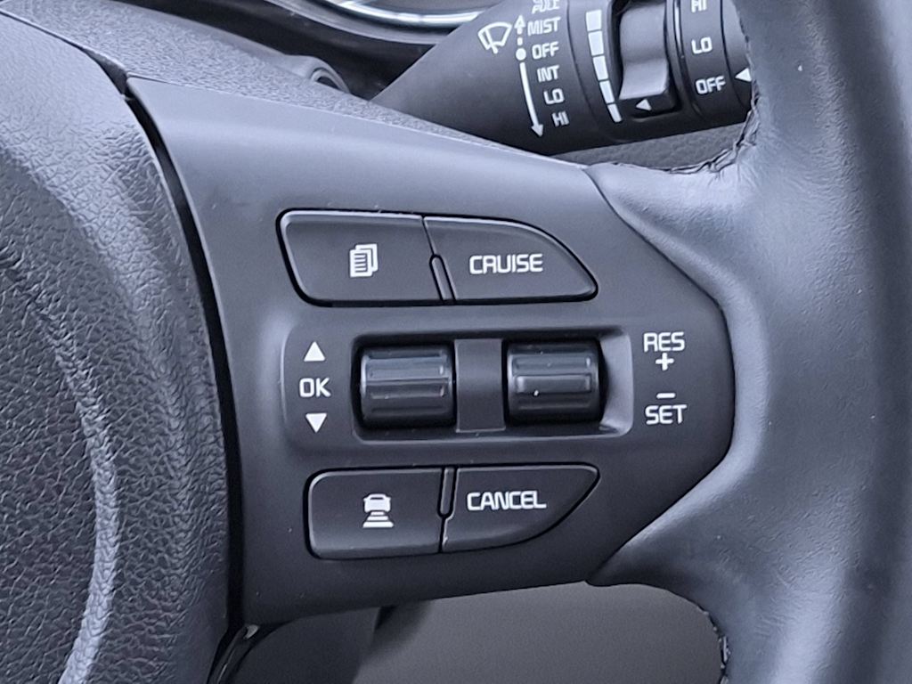 Thumbnail: 2021 Kia Sedona - 31