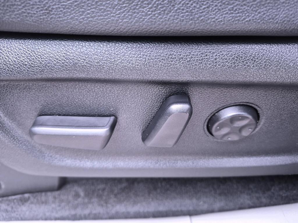 Thumbnail: 2021 Kia Sedona - 25