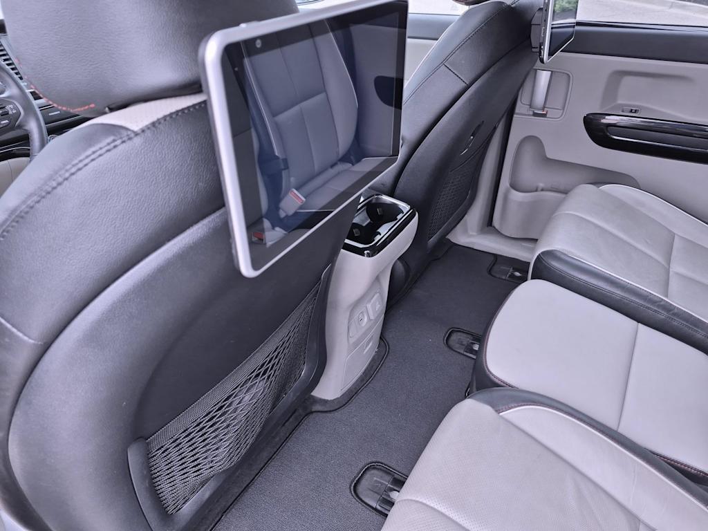 Thumbnail: 2021 Kia Sedona - 11