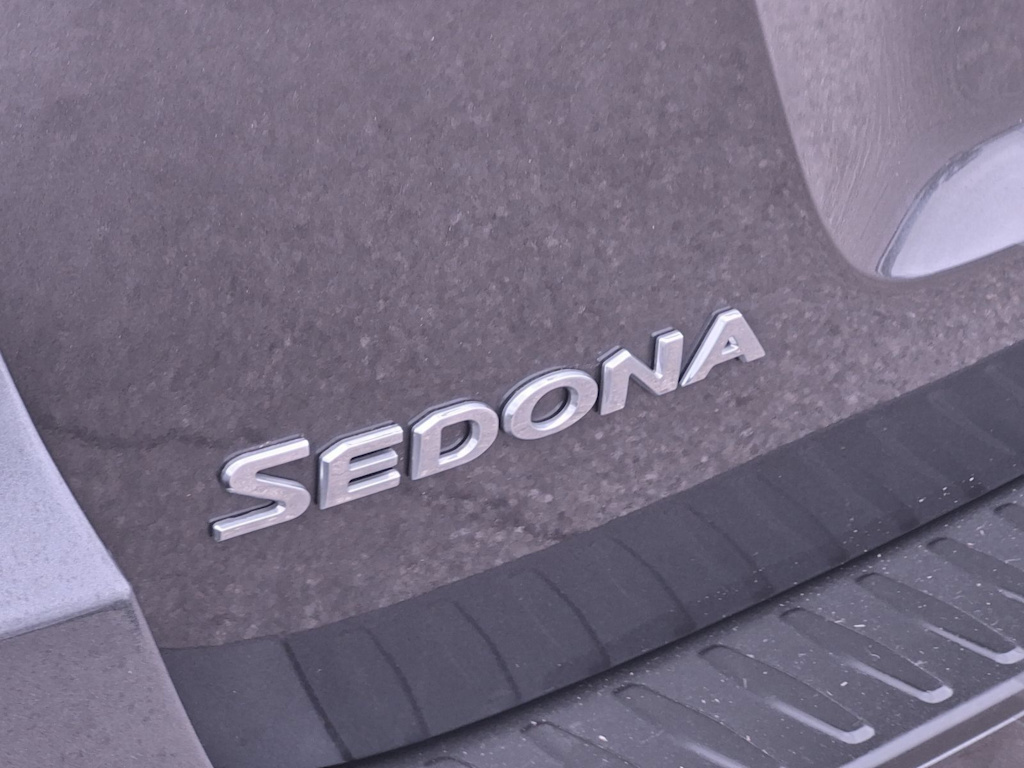 Thumbnail: 2021 Kia Sedona - 24
