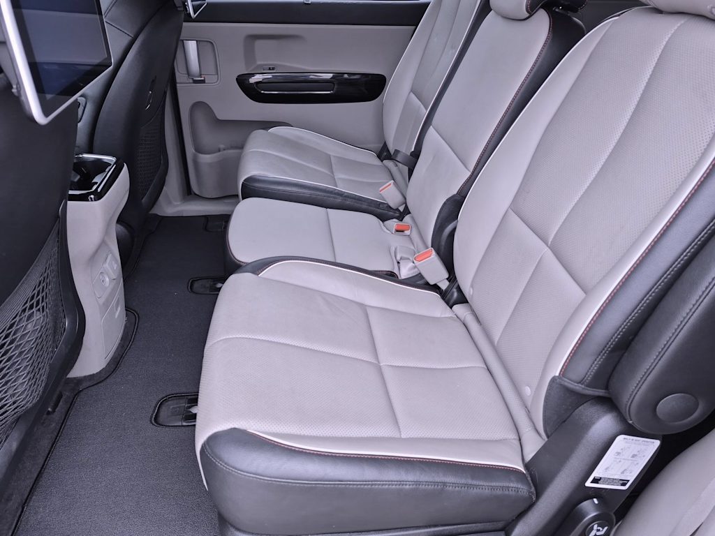 Thumbnail: 2021 Kia Sedona - 27