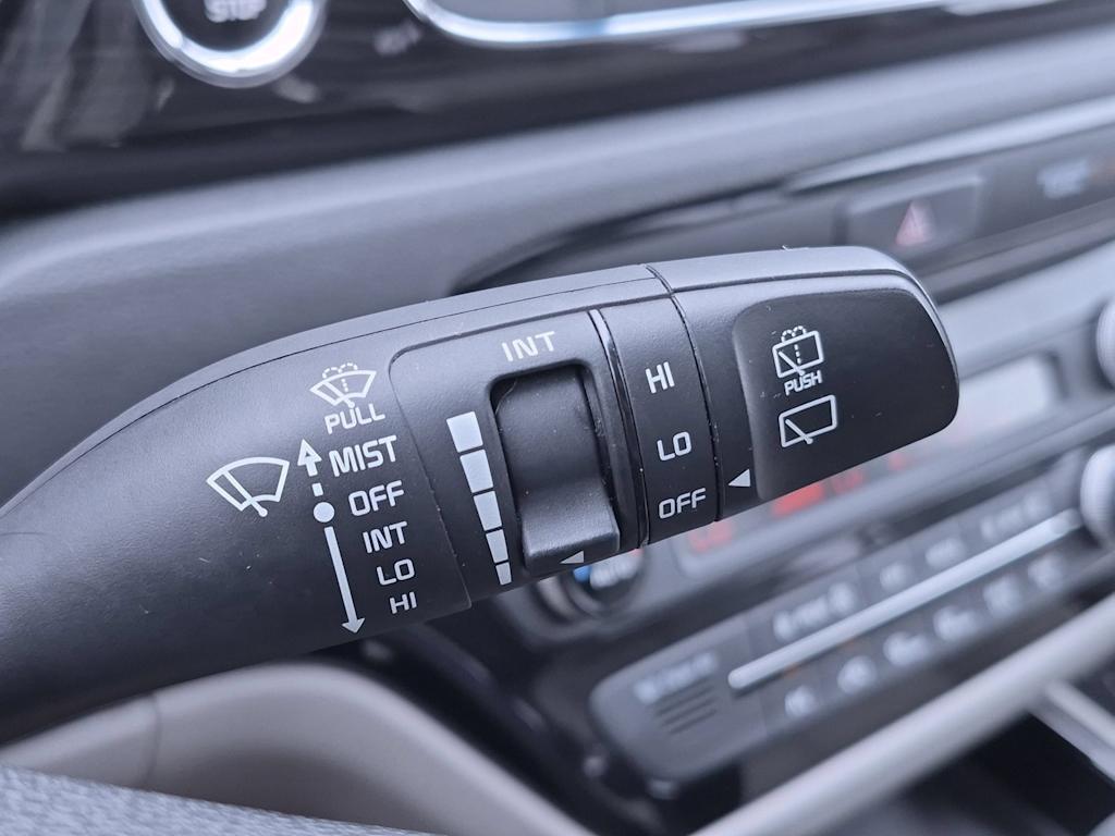 Thumbnail: 2021 Kia Sedona - 32