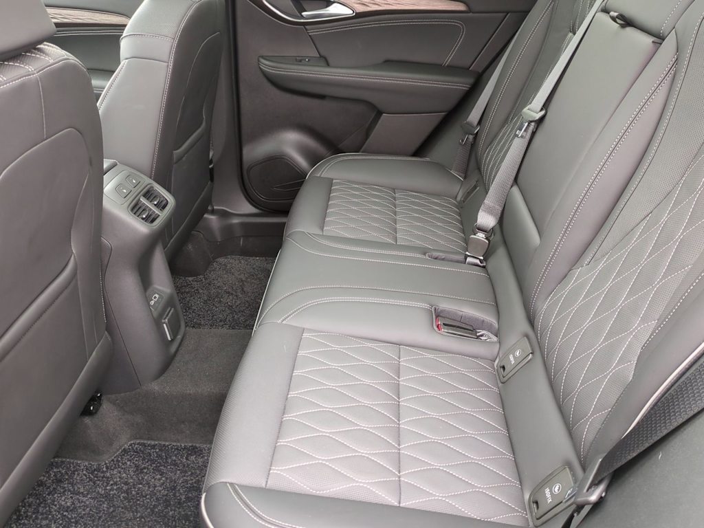 Thumbnail: 2023 Buick Envision - 11