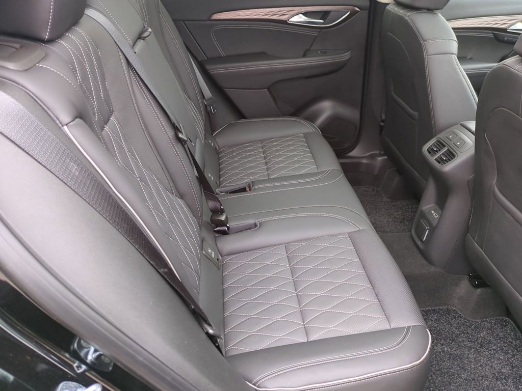 Thumbnail: 2023 Buick Envision - 28