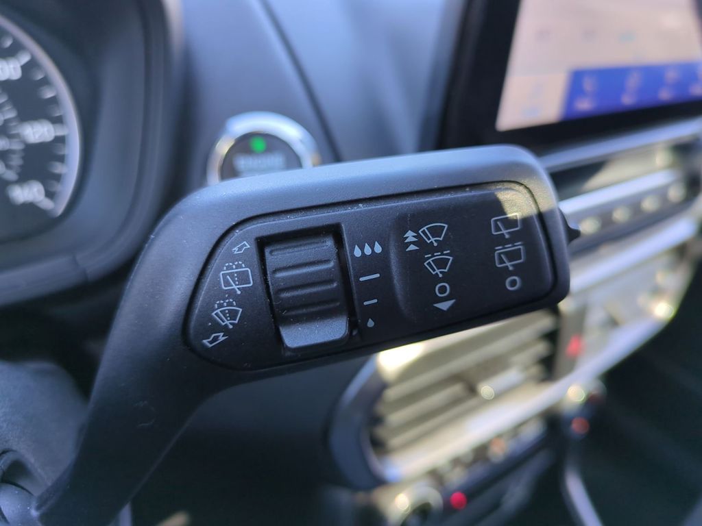 2022 Ford EcoSport SE 33