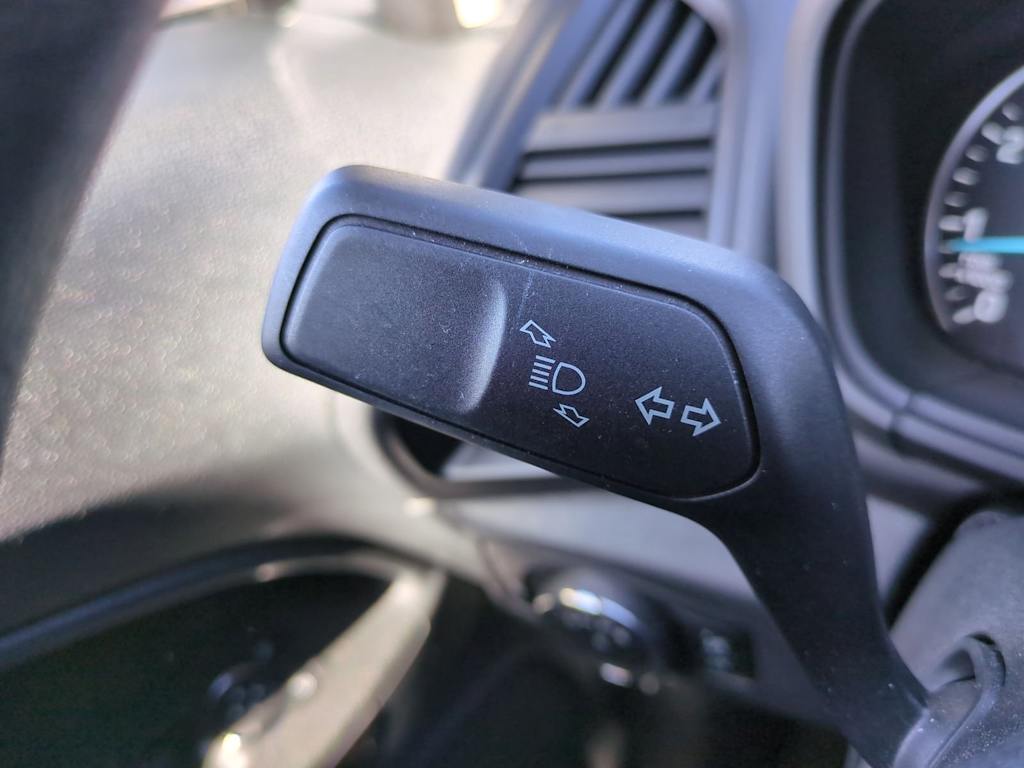 2022 Ford EcoSport SE 34