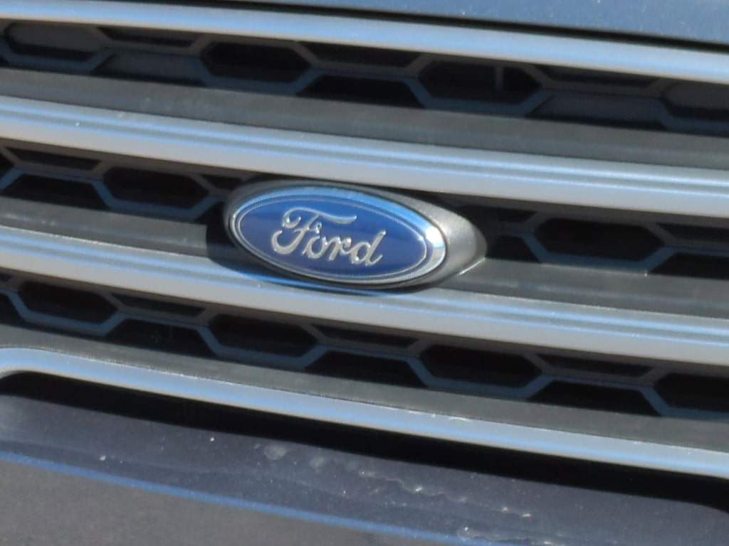 2022 Ford EcoSport SE 25