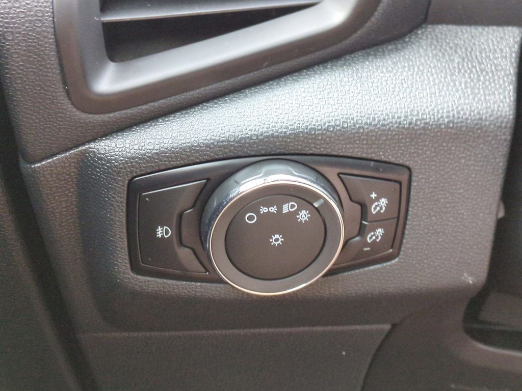 Thumbnail: 2022 Ford EcoSport - 37