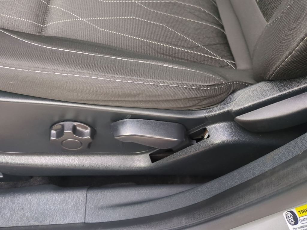 Thumbnail: 2022 Ford EcoSport - 26