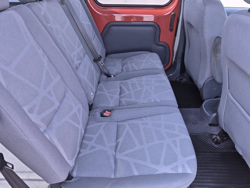 Thumbnail: 2011 Ford Transit Series - 26