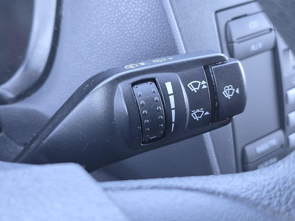 Thumbnail: 2011 Ford Transit Series - 28