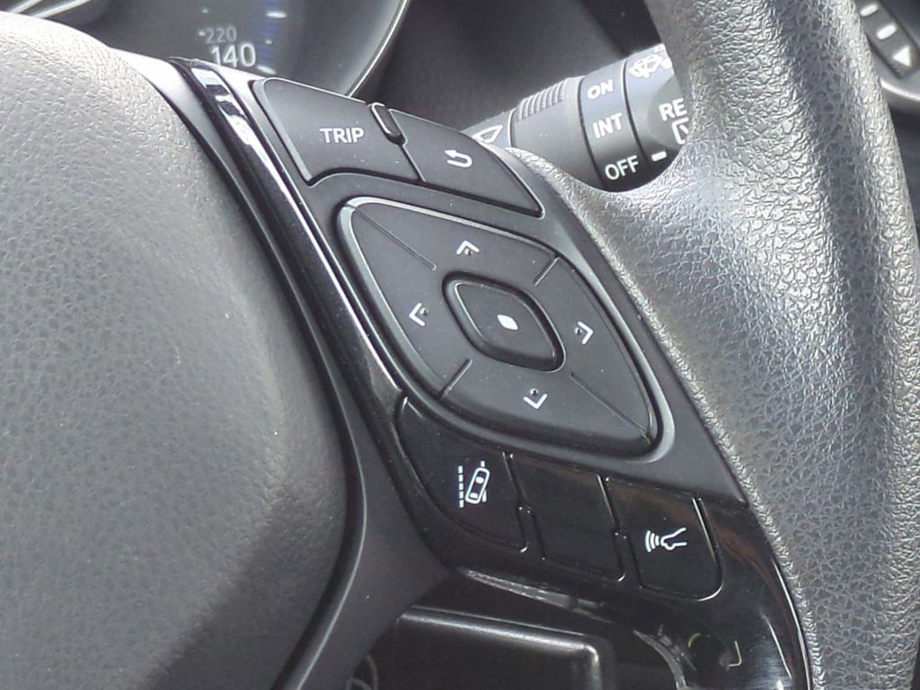 Thumbnail: 2019 Toyota C-HR - 27
