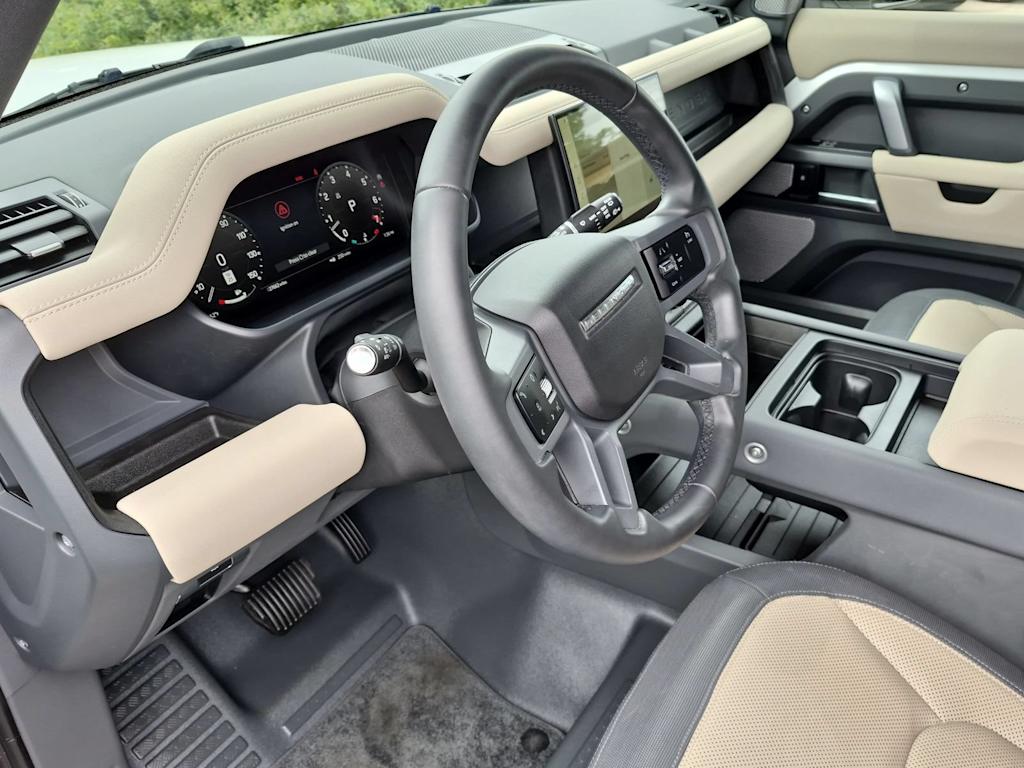 Thumbnail: 2023 Land Rover Defender - 2