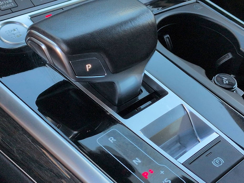 Thumbnail: 2019 Audi Q8 - 37
