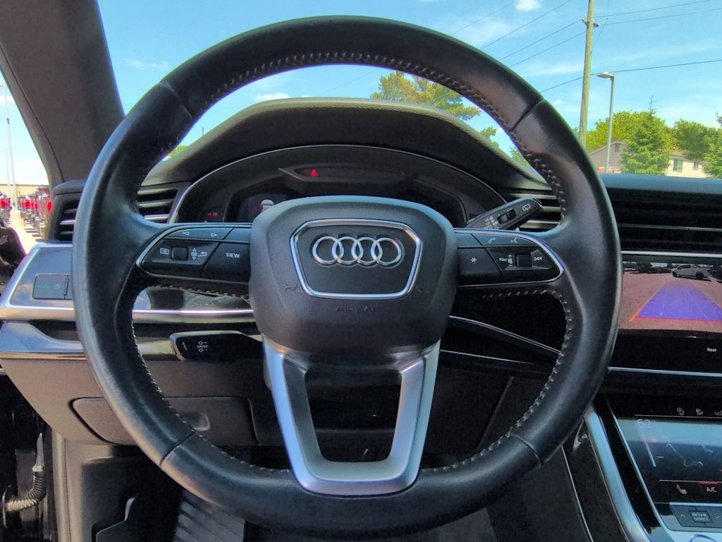 Thumbnail: 2019 Audi Q8 - 12