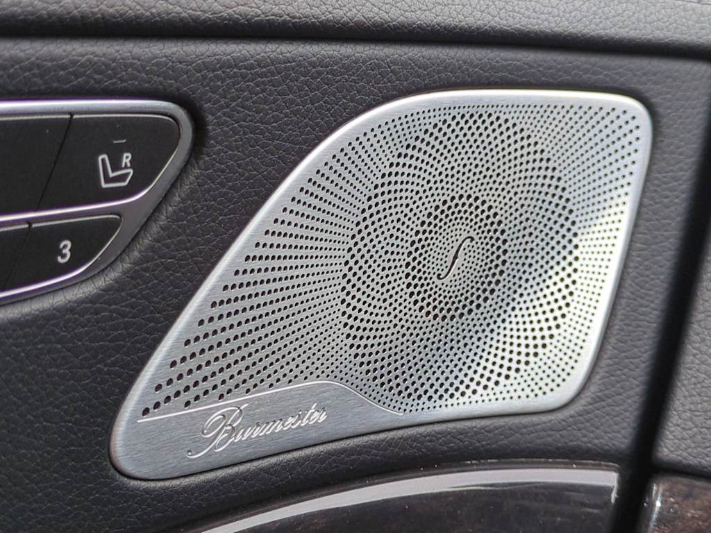 Thumbnail: 2017 Mercedes-Benz S-Class - 36