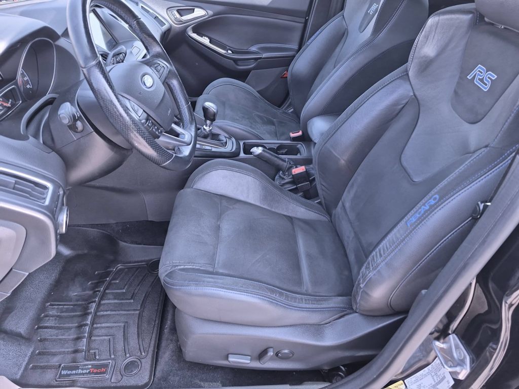 Thumbnail: 2017 Ford Focus - 10