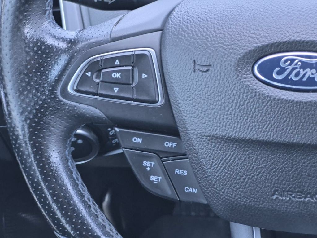Thumbnail: 2017 Ford Focus - 29
