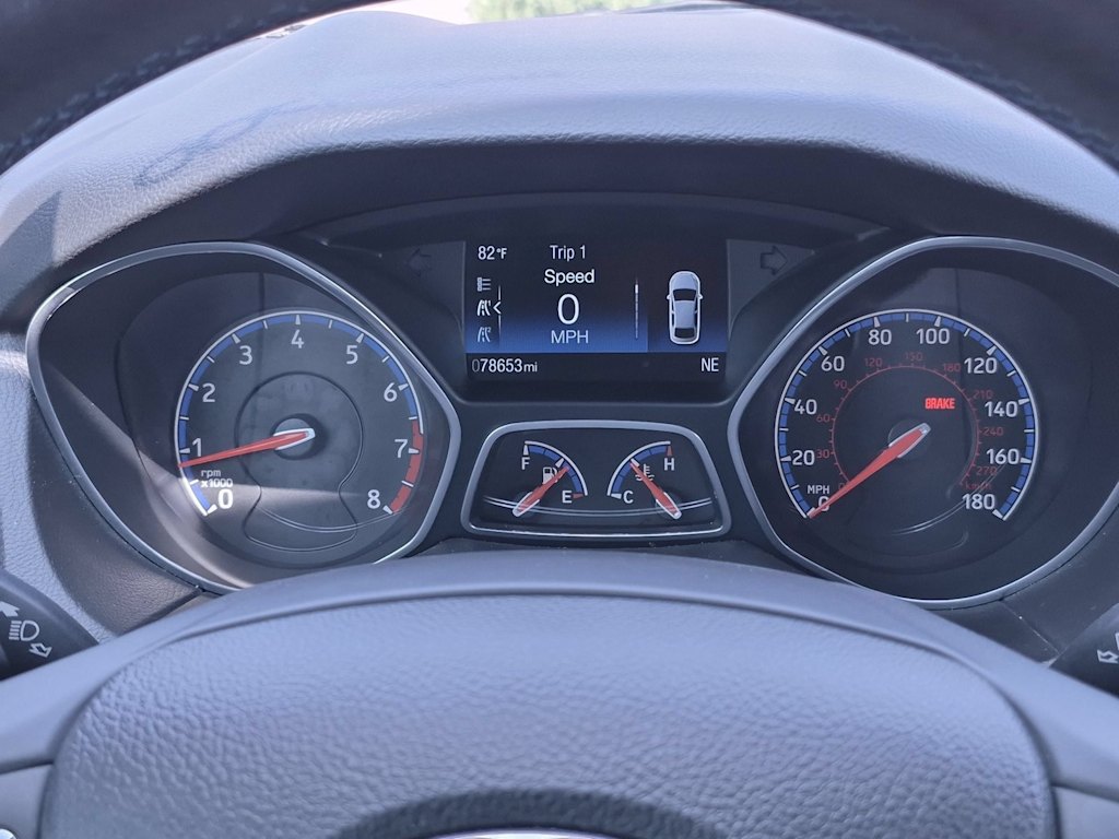 Thumbnail: 2017 Ford Focus - 16