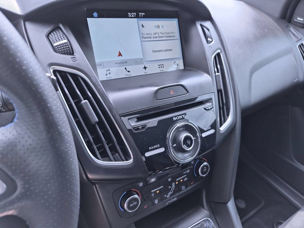 Thumbnail: 2018 Ford Focus - 14