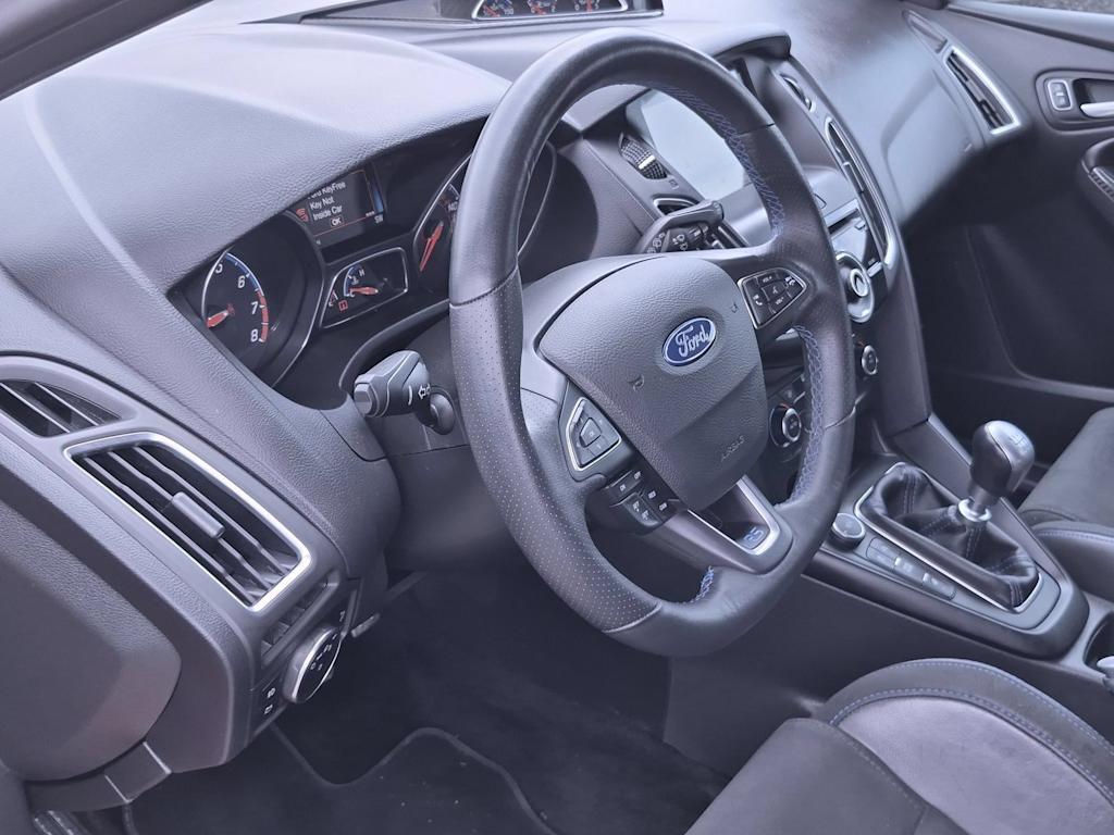 Thumbnail: 2018 Ford Focus - 2