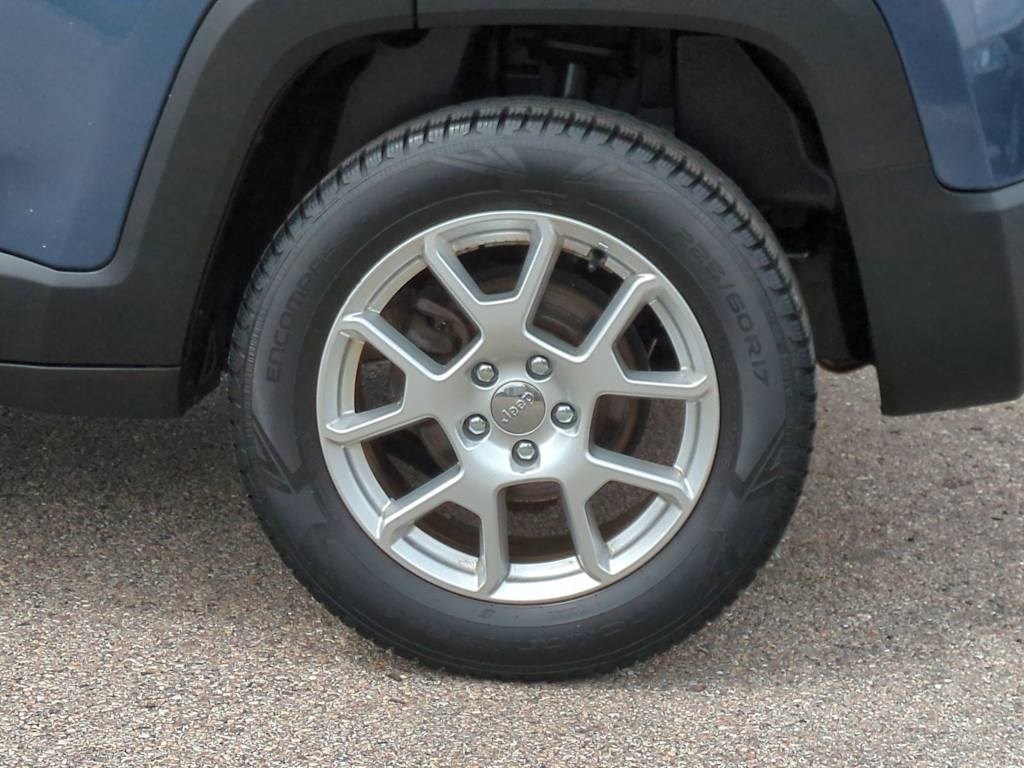 Thumbnail: 2020 Jeep Renegade - 8