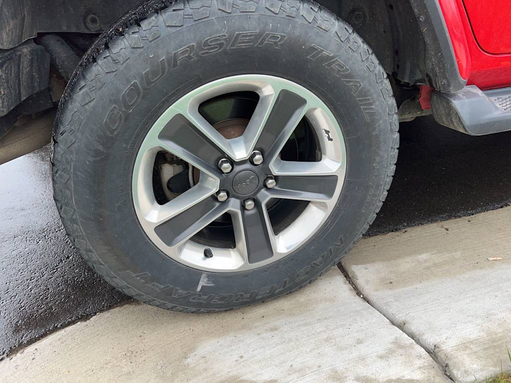 Thumbnail: 2018 Jeep Wrangler - 15