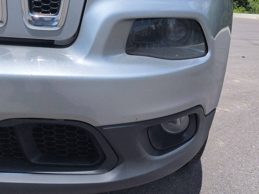 Thumbnail: 2016 Jeep Cherokee - 24