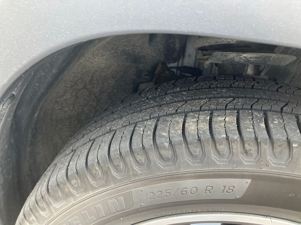 Thumbnail: 2019 Jeep Cherokee - 15