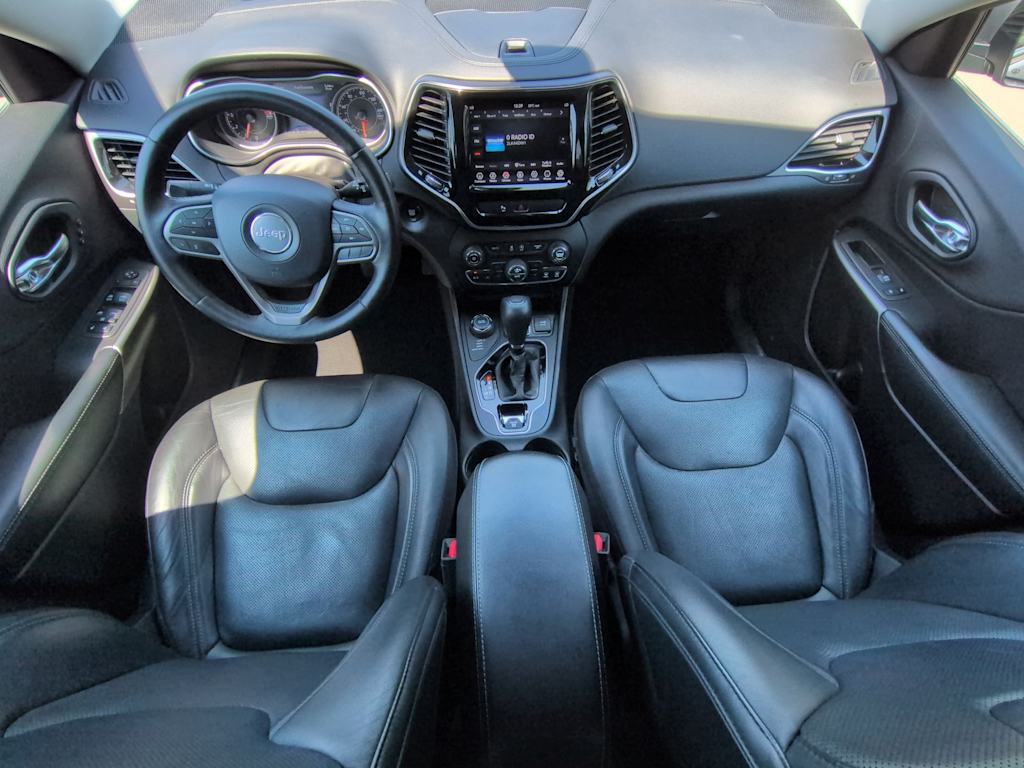 Thumbnail: 2019 Jeep Cherokee - 8