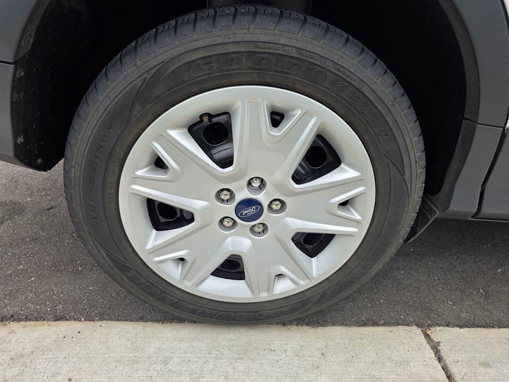 Thumbnail: 2015 Ford Escape - 24