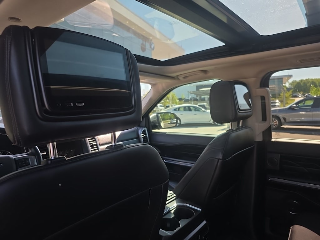 Thumbnail: 2018 Ford Expedition MAX - 21