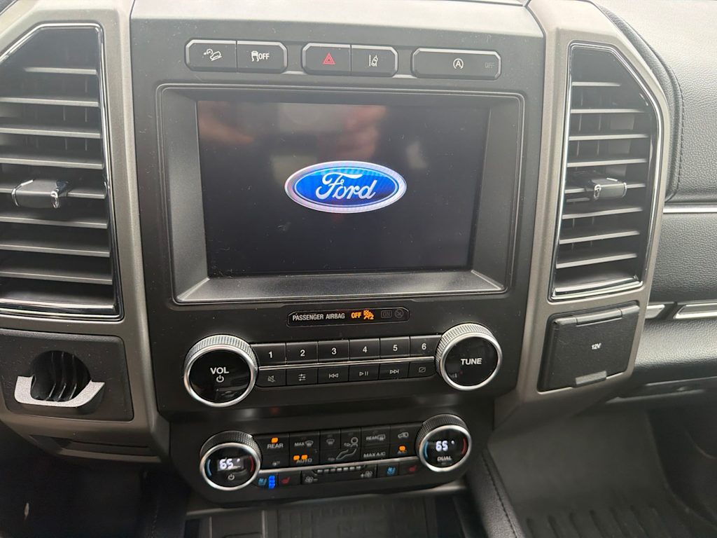 Thumbnail: 2020 Ford Expedition - 40