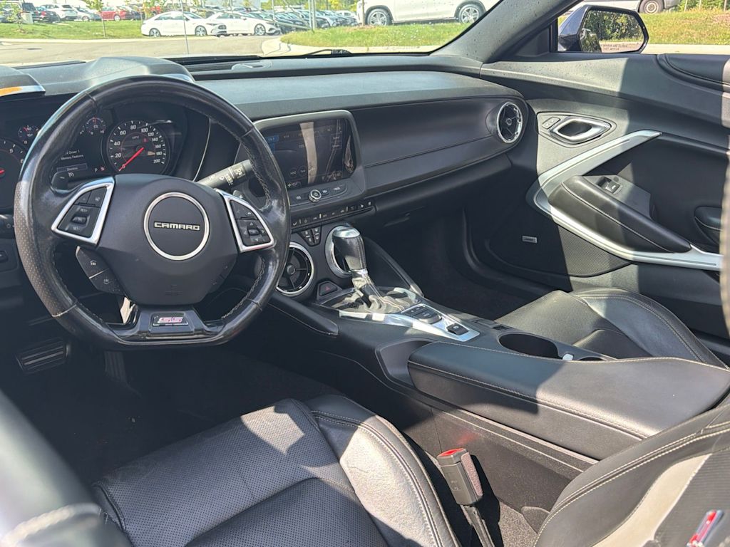 Thumbnail: 2019 Chevrolet Camaro - 9