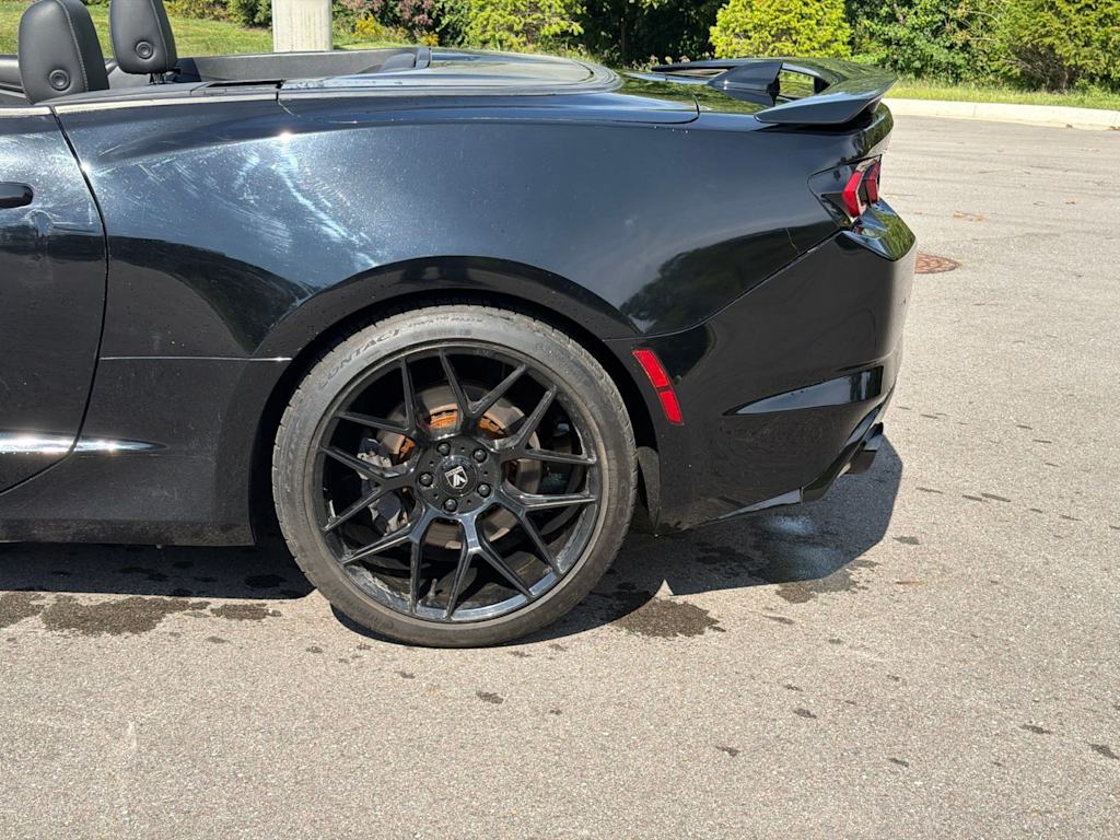Thumbnail: 2019 Chevrolet Camaro - 6