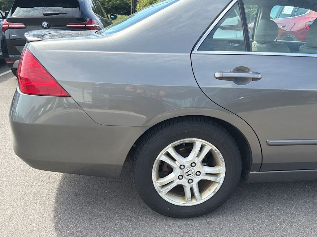 Thumbnail: 2006 Honda Accord - 15
