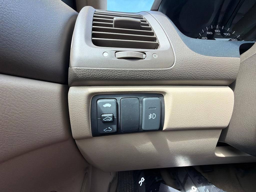 Thumbnail: 2006 Honda Accord - 22