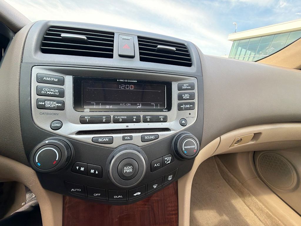 Thumbnail: 2006 Honda Accord - 8