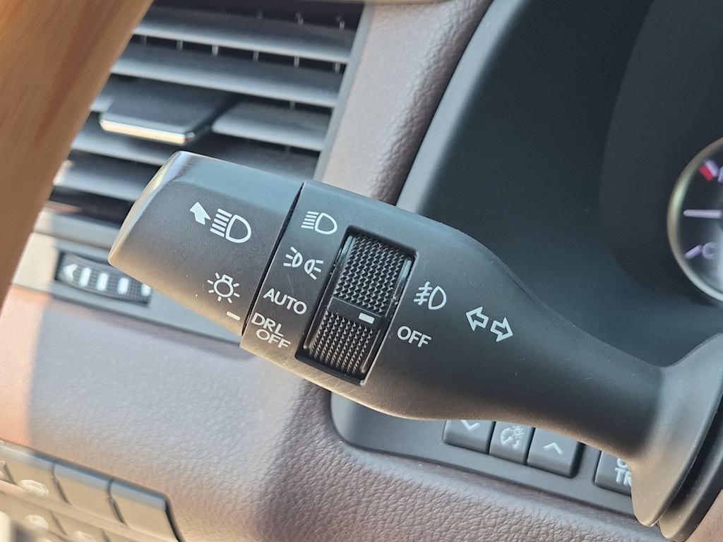 Thumbnail: 2018 Lexus RX - 15