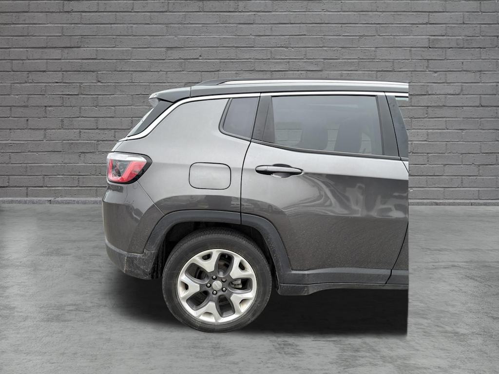 Thumbnail: 2020 Jeep Compass - 16