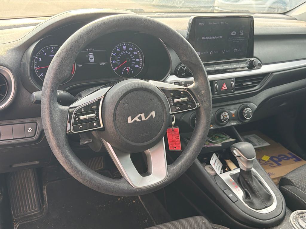 Thumbnail: 2022 Kia Forte - 2