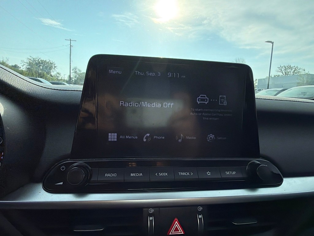 Thumbnail: 2022 Kia Forte - 8