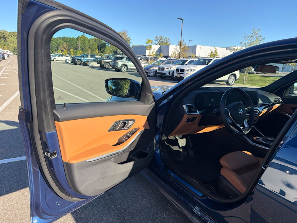 Thumbnail: 2024 BMW 3 Series - 6